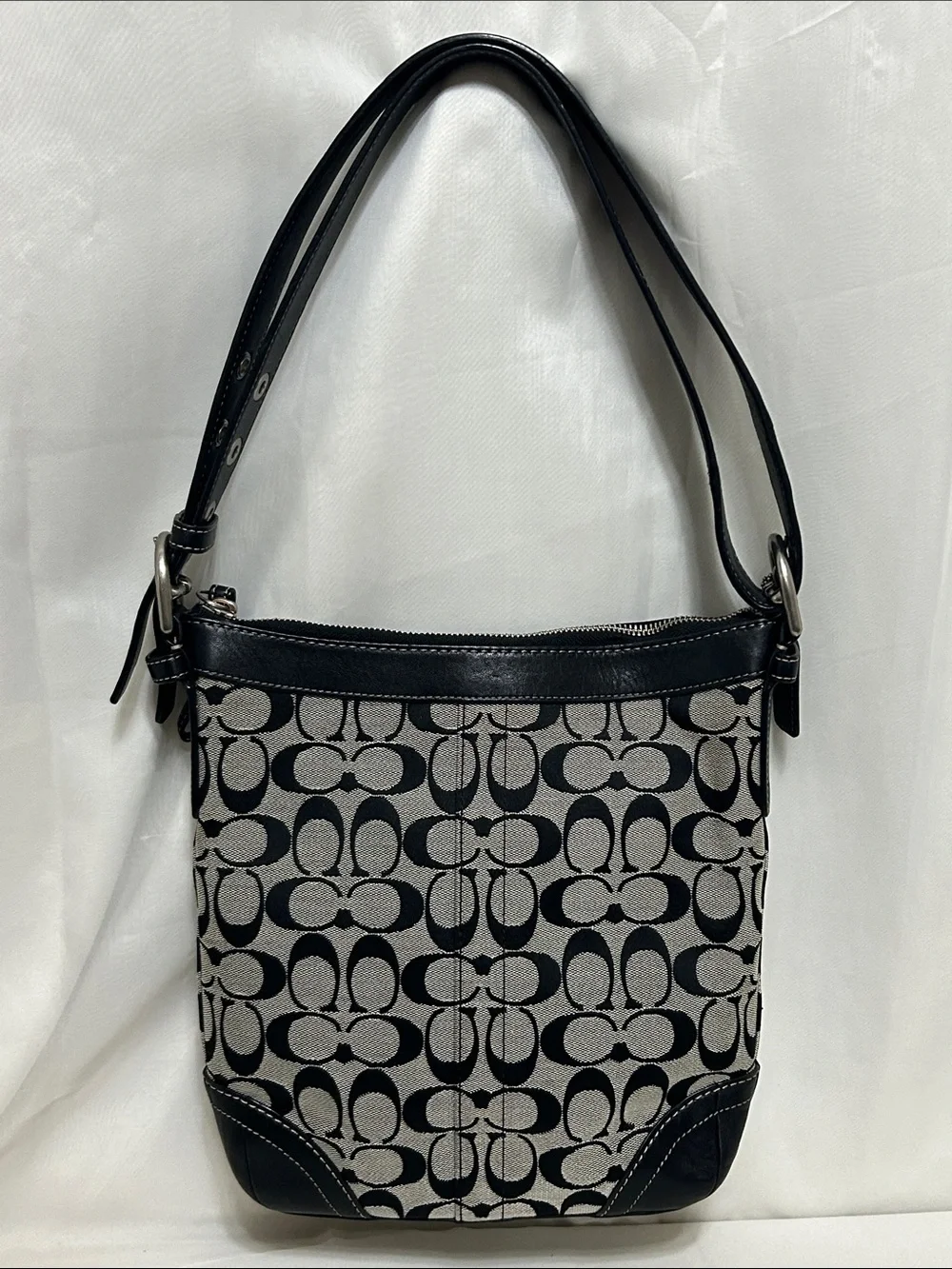 Coach Chelsea Signature Slim Duffle